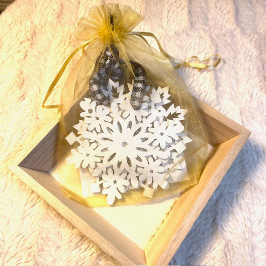 Snowflake Ornaments - Classic White with Black & White Ribbon